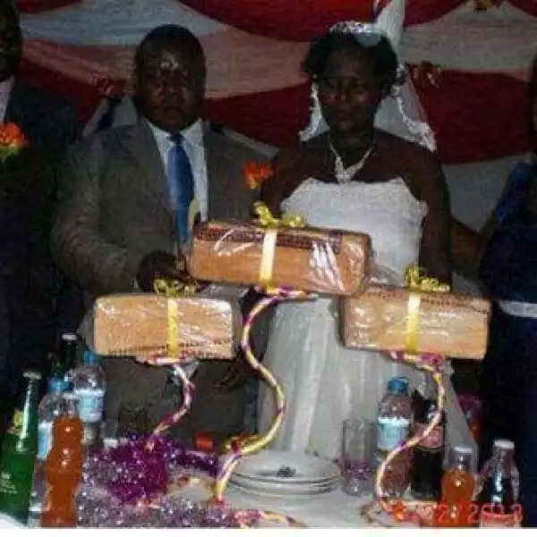 Funny Wedding Photo! The New Cake In town